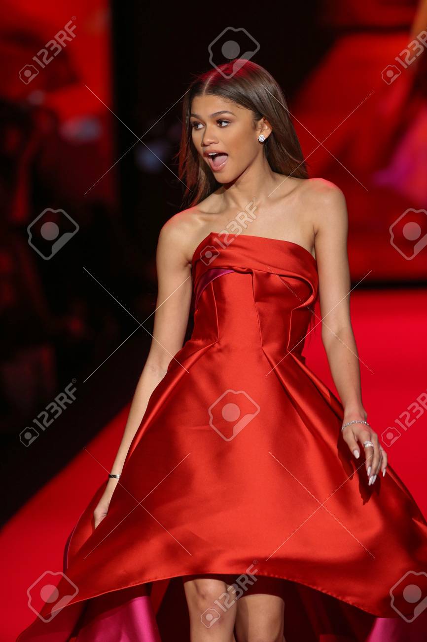 Zendaya Red Dress 2025