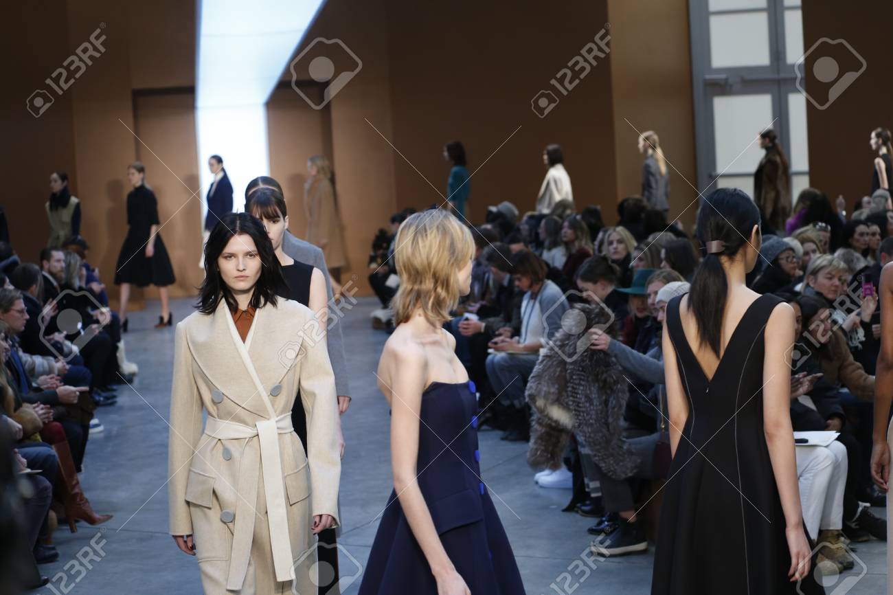 Look - Fall lam derek runway video dress - Fall lam derek runway video