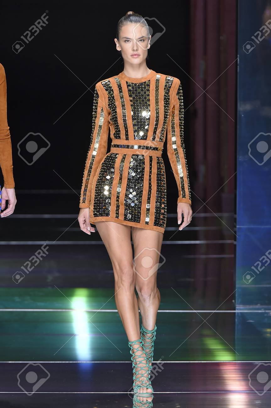 sfilata balmain 2015