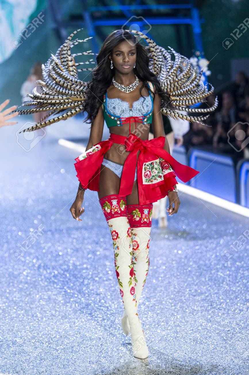 Hot Leomie Anderson naked (23 photos), Ass, Hot, Feet, butt 2015 Hot Leomie Anderson nude (53 photos), Pussy, Bikini, Feet, butt 2015