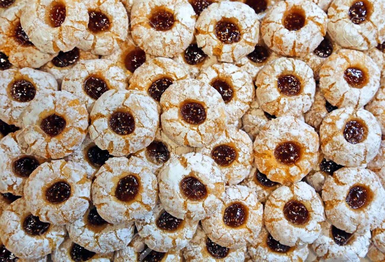 Pasteles Hechos A Mano En Venta En Pastelería Casera Fotos ...