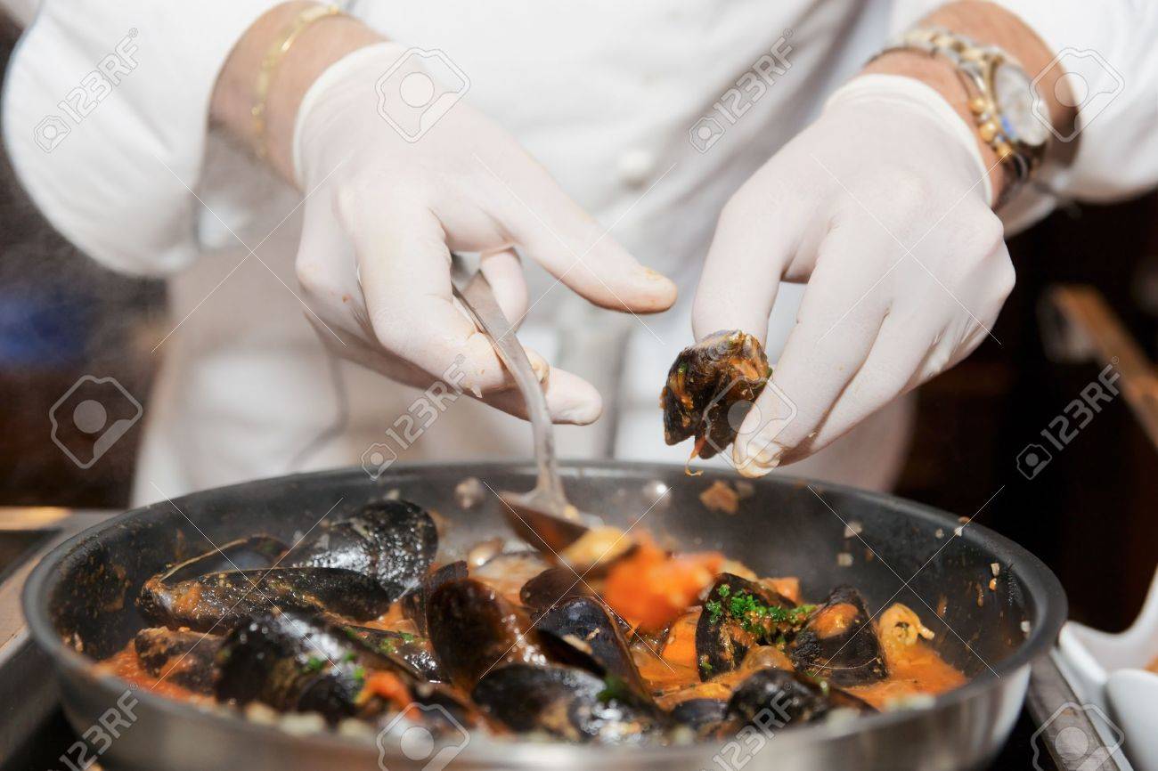 Restaurant Kitchen Gloves cooking gloves stock photos. royalty free cooking gloves images Restaurant Kitchen Gloves cooking gloves stock photos. royalty free cooking gloves images