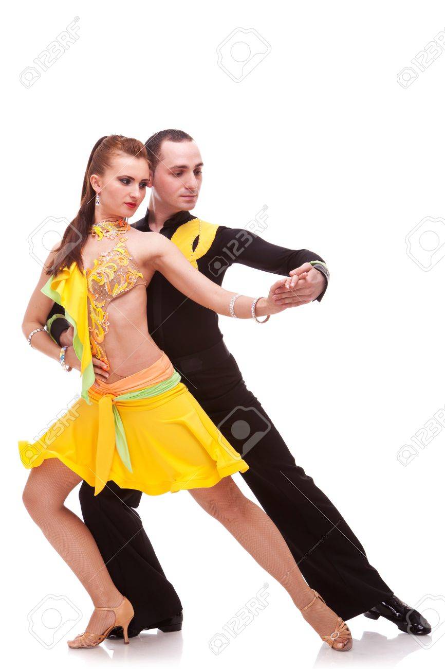 美しいサルサダンスの華麗なダンスのポーズでアクティブな社交ダンスのカップル の写真素材 画像素材 Image 美しいサルサダンスの華麗なダンスのポーズでアクティブな社交ダンスのカップル の写真素材 画像素材 Image