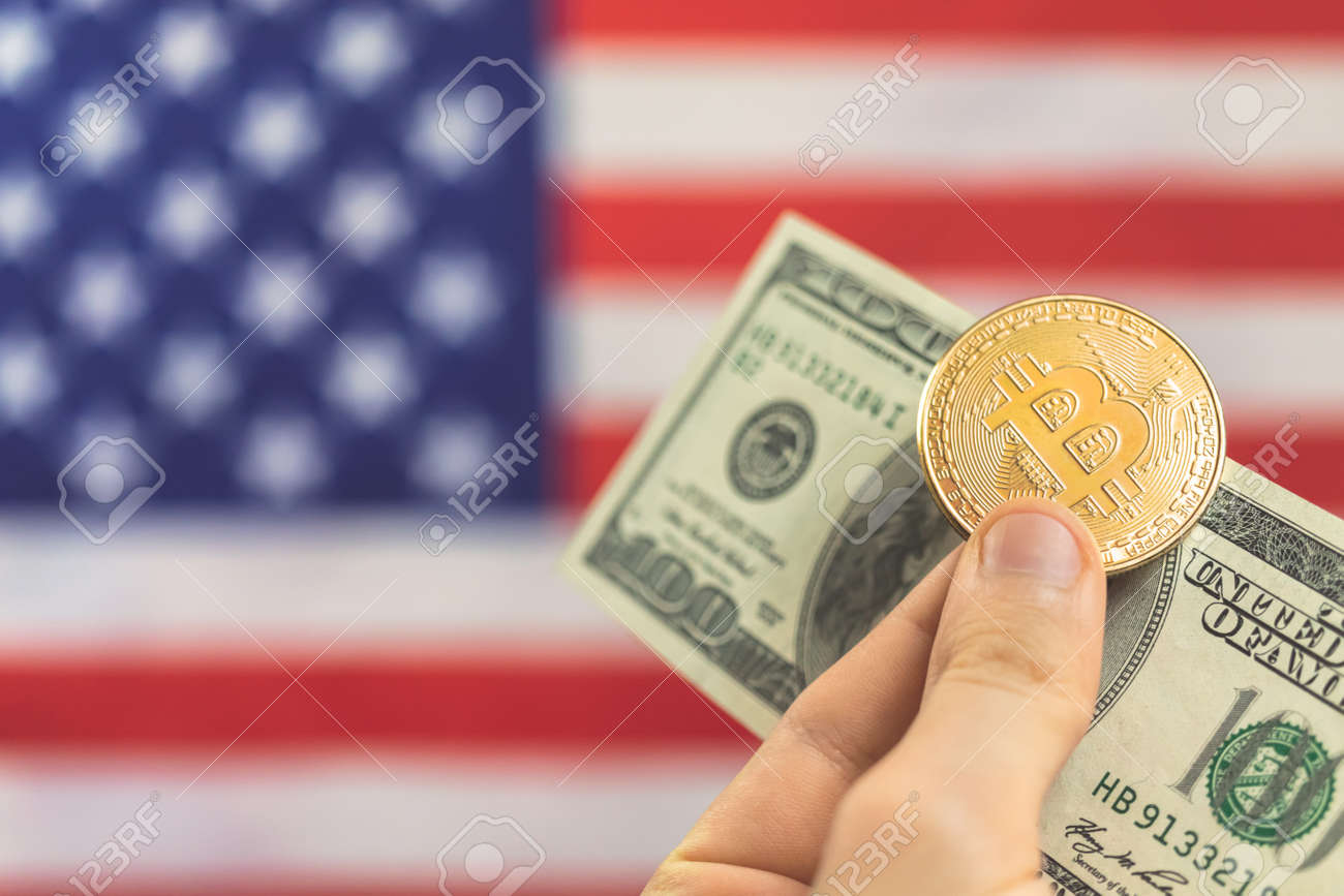 Bitcoin Con Dólar En El Fondo De La Bandera De Estados Unidos. Criptomoneda  Y Concepto De Estados Unidos De América Fotos, retratos, imágenes y  fotografía de archivo libres de derecho. Image 179426180