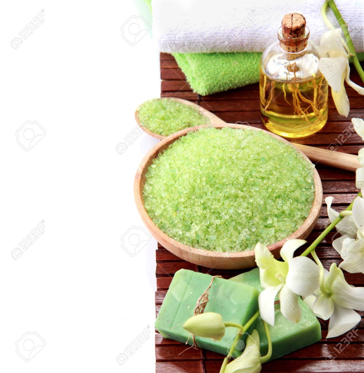 green spa isolated on white background with copyspace - 25152809 green spa isolated on white background with copyspace - 25152809