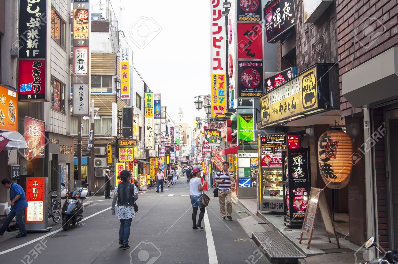 東京 7 月 5 日 歌舞伎町は エンターテイメントと歓楽街 11 年 7 月 5 日に東京 日本 未構築の歌舞伎劇場にちなんで ナイトクラブやバーのホステスの何千もホストします の写真素材 画像素材 Image 東京 7 月 5 日 歌舞伎町は エンターテイメントと歓楽街 11 年 7 月 5 日に東京 日本 未構築の歌舞伎劇場にちなんで ナイトクラブやバーのホステスの何千もホストします の写真素材 画像素材 Image