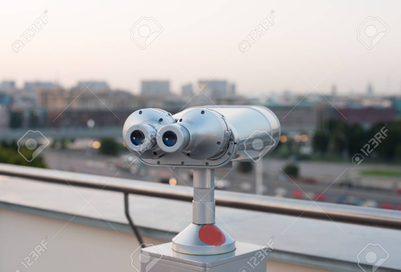 sightseeing binoculars