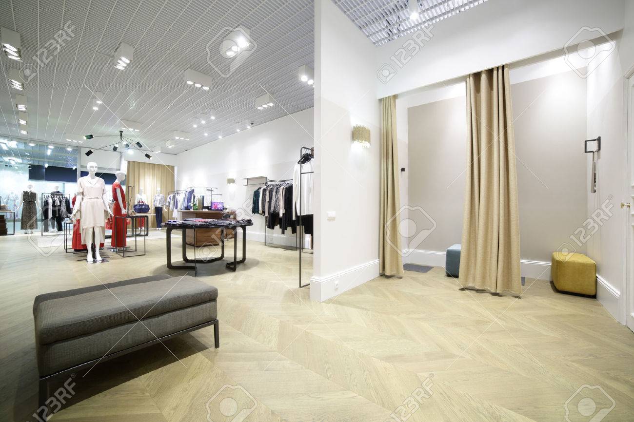 beautiful and clean interior of dressing room at the store - 31384080 beautiful and clean interior of dressing room at the store - 31384080