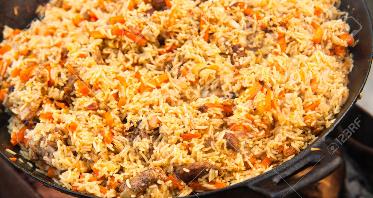 ピラフ plov アフガニスタン ウズベキスタン タジキスタン料理メイン