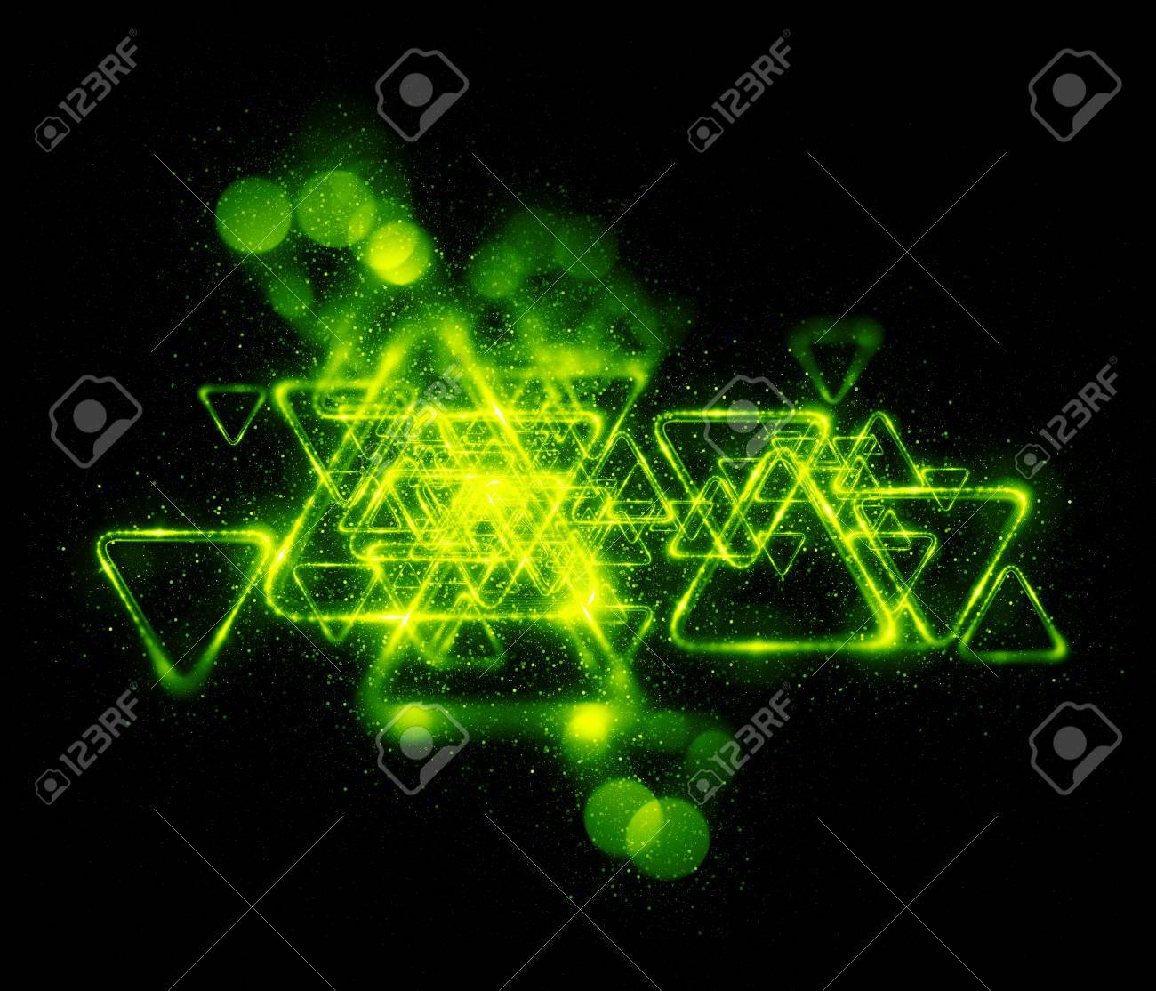 黒地に幾何学的図形を照明します 美しい輝くデザイン 宝石飾りの壁紙します 高級ビーム パターン の写真素材 画像素材 Image 黒地に幾何学的図形を照明します 美しい輝くデザイン 宝石飾りの壁紙します 高級ビーム パターン の写真素材 画像素材 Image