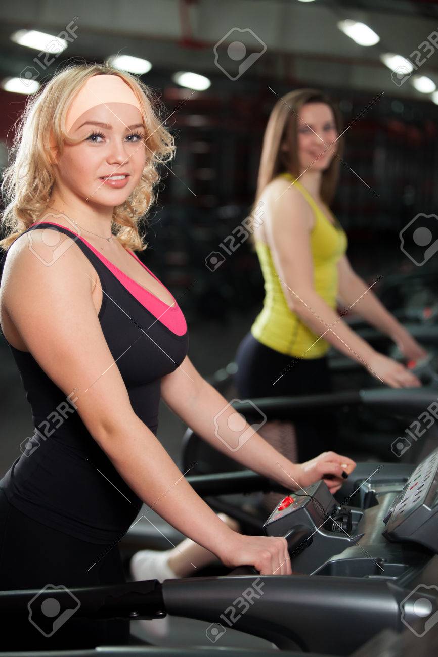 gym trainers girls