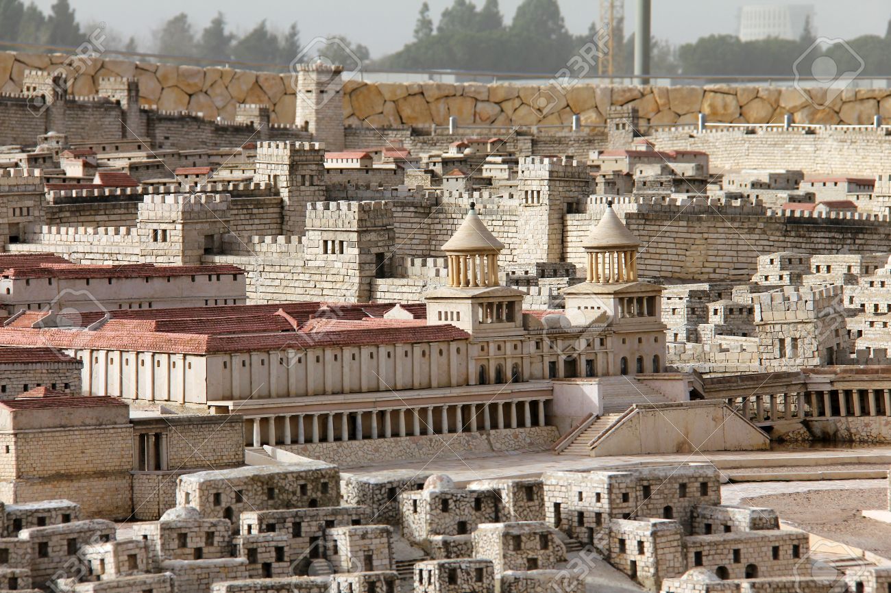 エルサレム上の古代の町のハスモン朝宮殿のモデル の写真素材 画像素材 Image