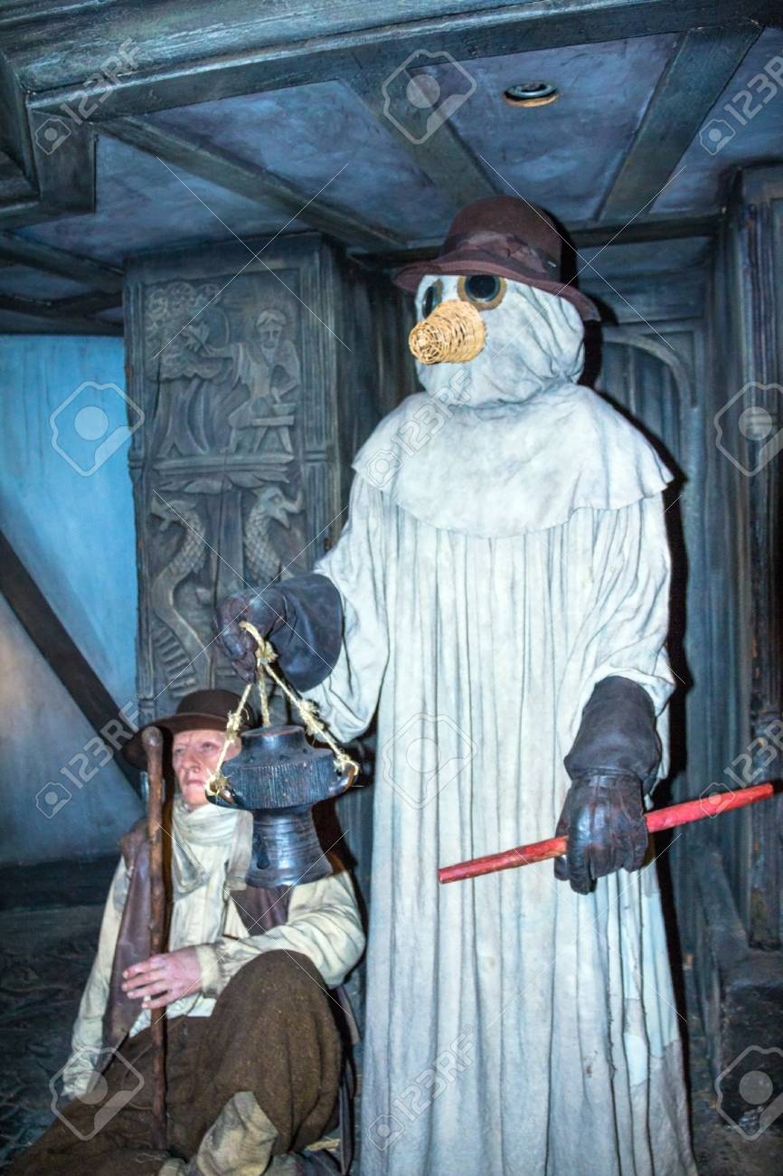 ロンドン イギリス 15 年 6 月 7 日 ペスト都市 マダム タッソー館博物館の歴史的部分のホールの 1 つ マダム タッソー館ロンドンは 有名な人々 や有名人に ワックスの再作成で有名です 元ロンドン プラネタリウムであります の写真素材 画像素材