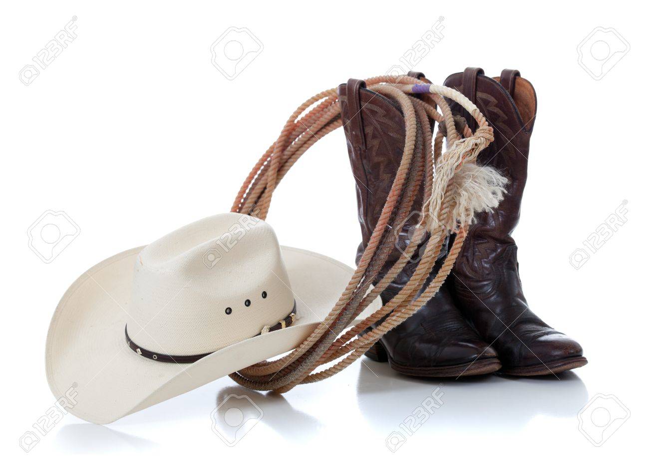 Un Sombrero Blanco De Vaquero, Botas De Cuero Marrón Y "lariat" Sobre Un Fondo Blanco Fotos, Retratos, Y Fotografía De Archivo Libres De Derecho. Image