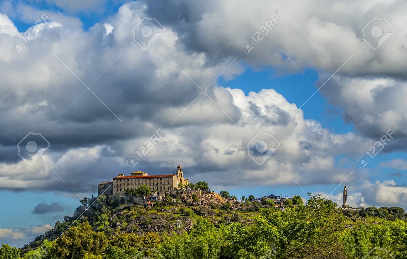 etiam-dictum-ipsum-a-felis