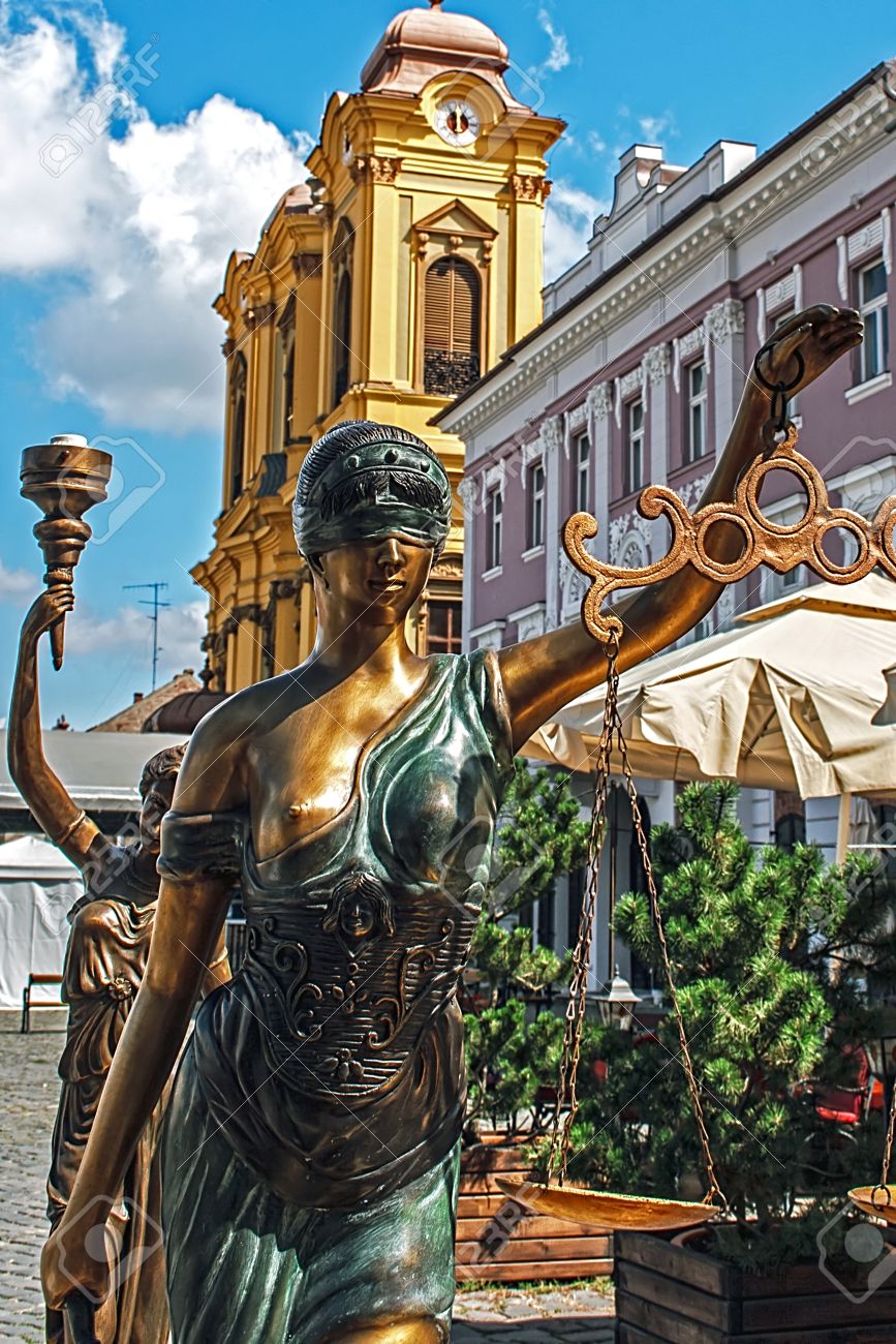 Old bronze statues representing justice and democracy - 14964044 Old bronze statues representing justice and democracy - 14964044
