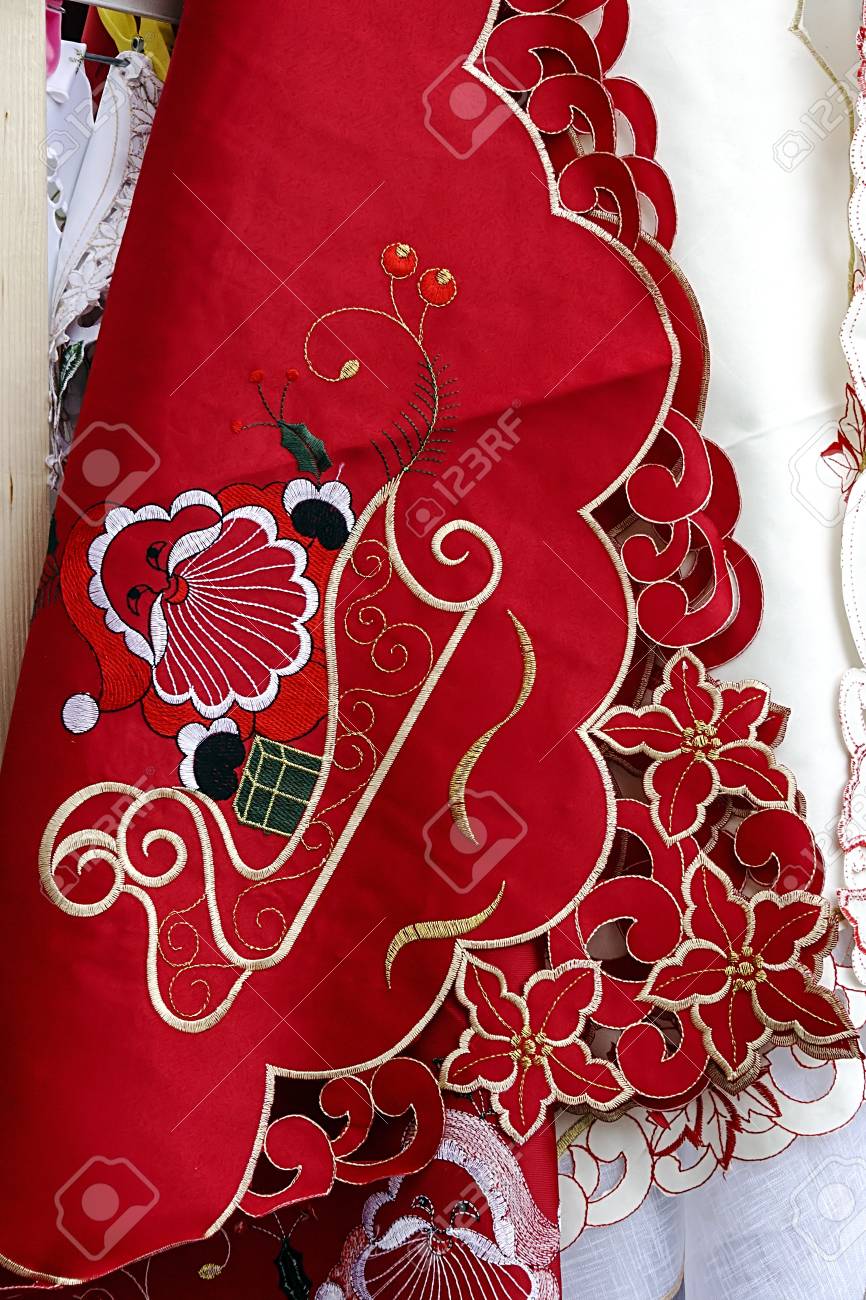 Featured image of post Manteles Navideños Bordados