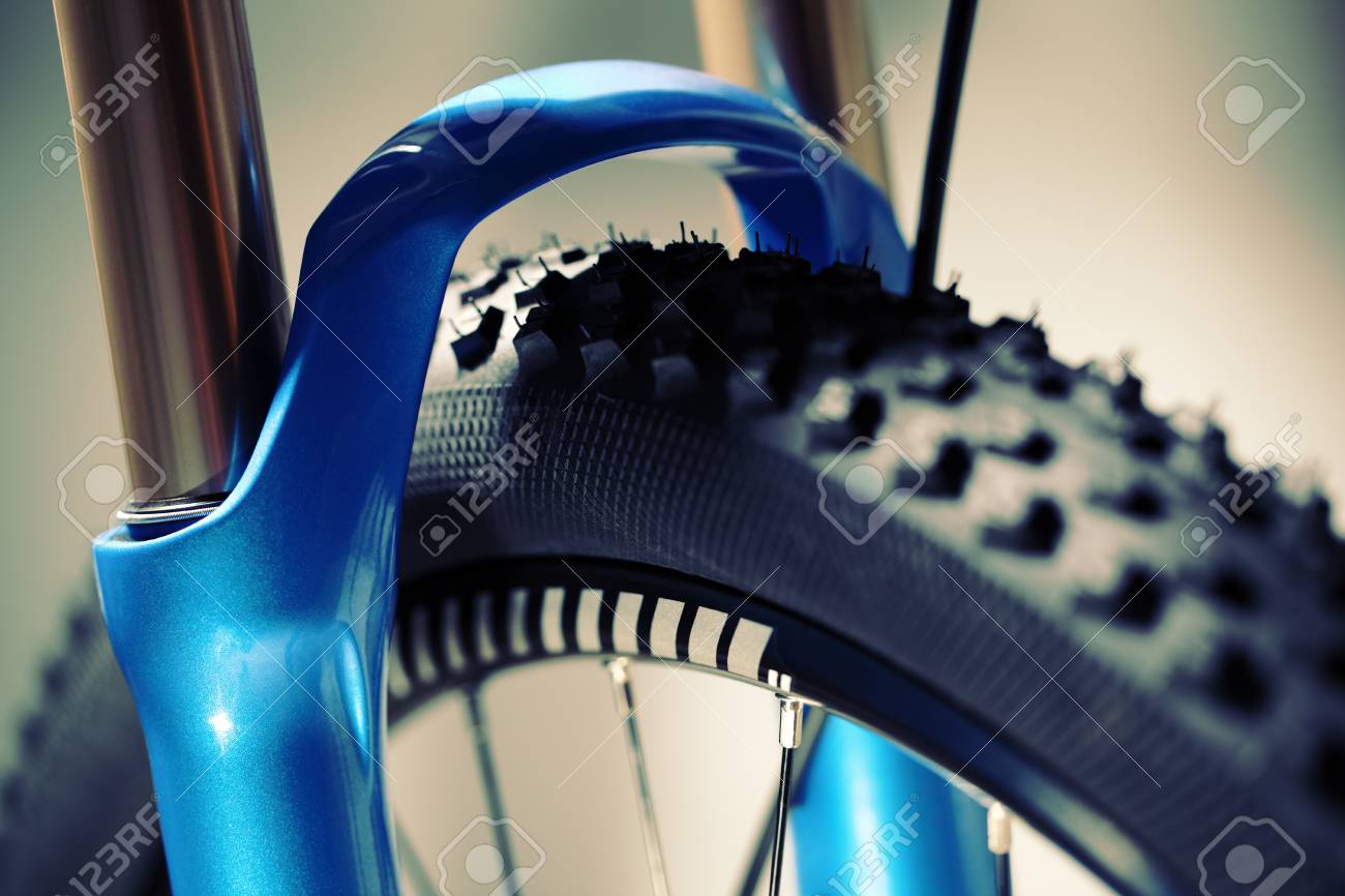 mountain bike wheels and tyres
