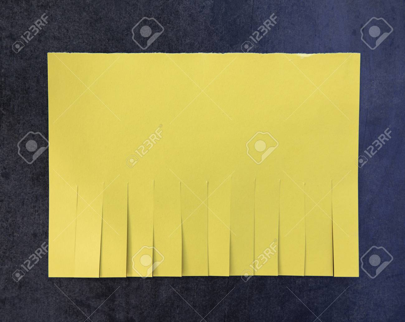 blank yellow paper with tear off tabs ロイヤリティーフリーフォト