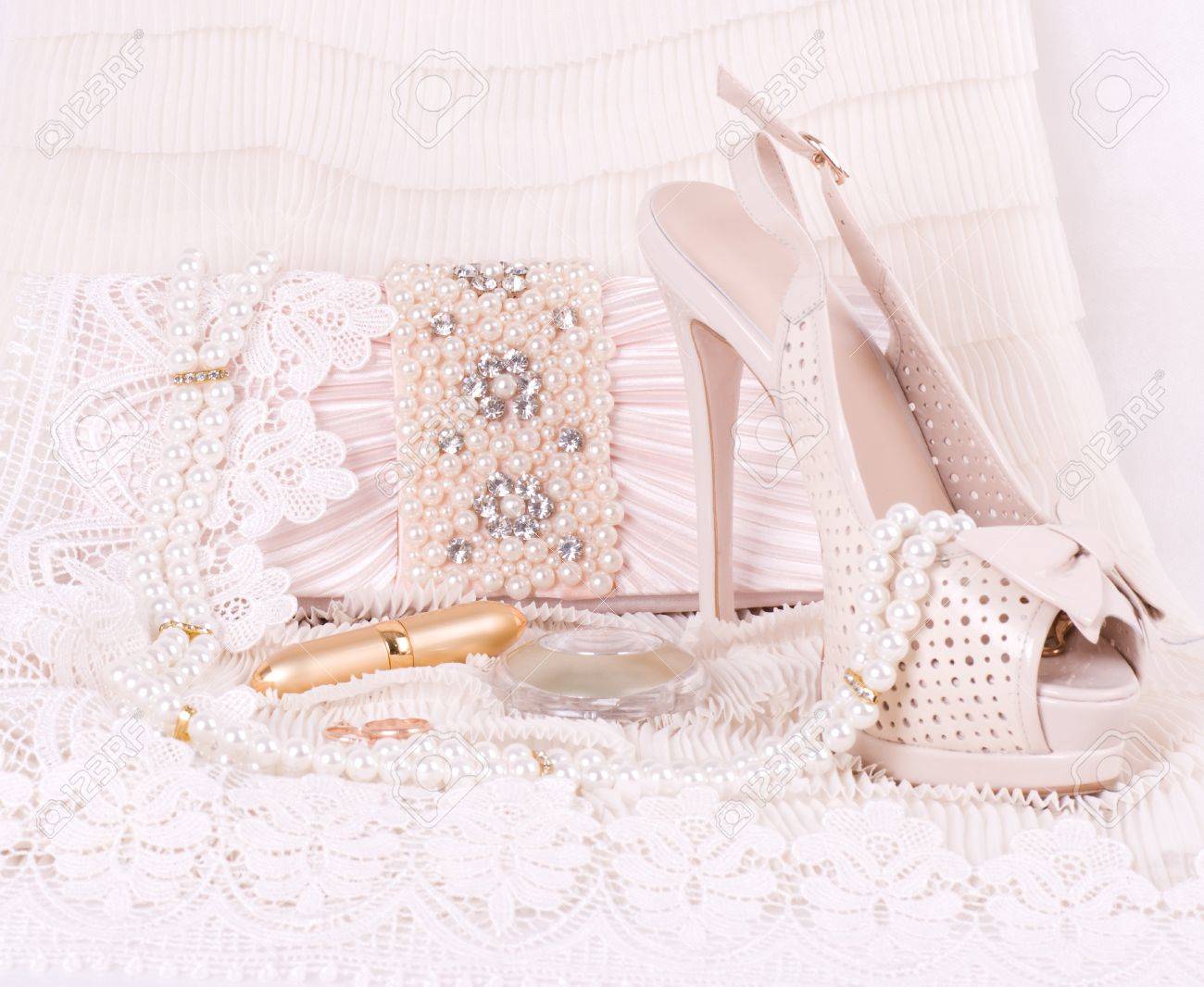 beautiful bridal shoes