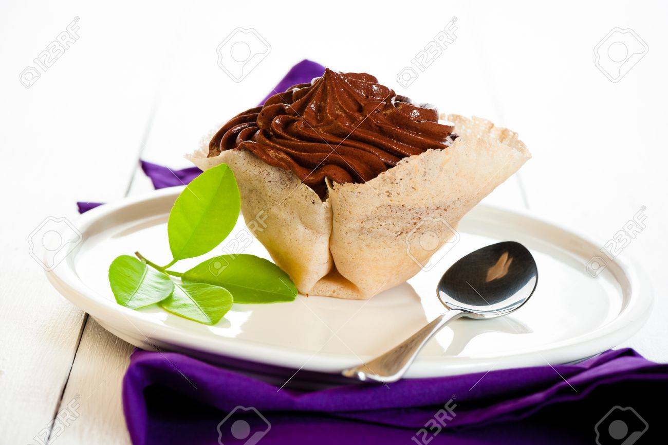 Table A Dessert Mousse Au Chocolat
