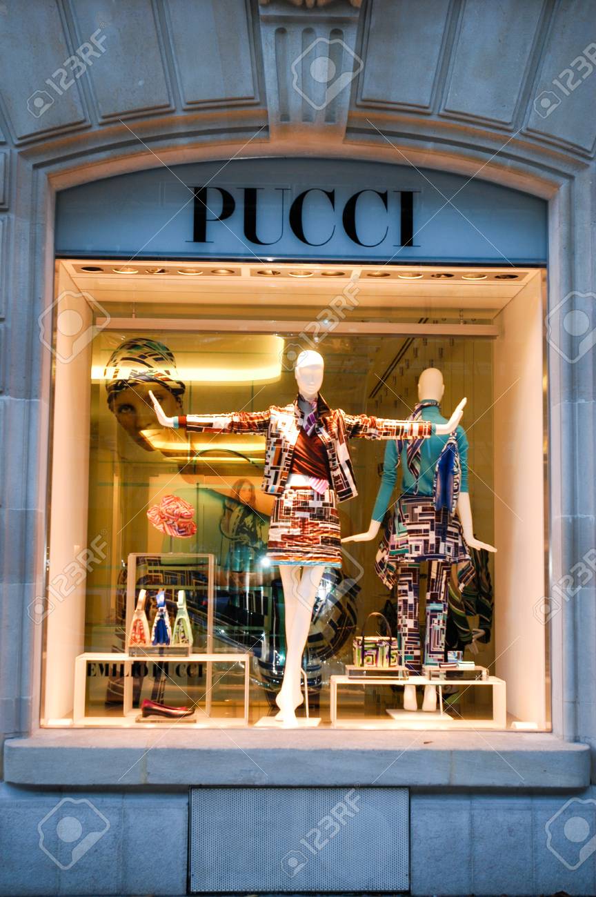 Paris Tienda De Zara NiÃ±os Ropa Zara Ropa De Mujer Almacenes