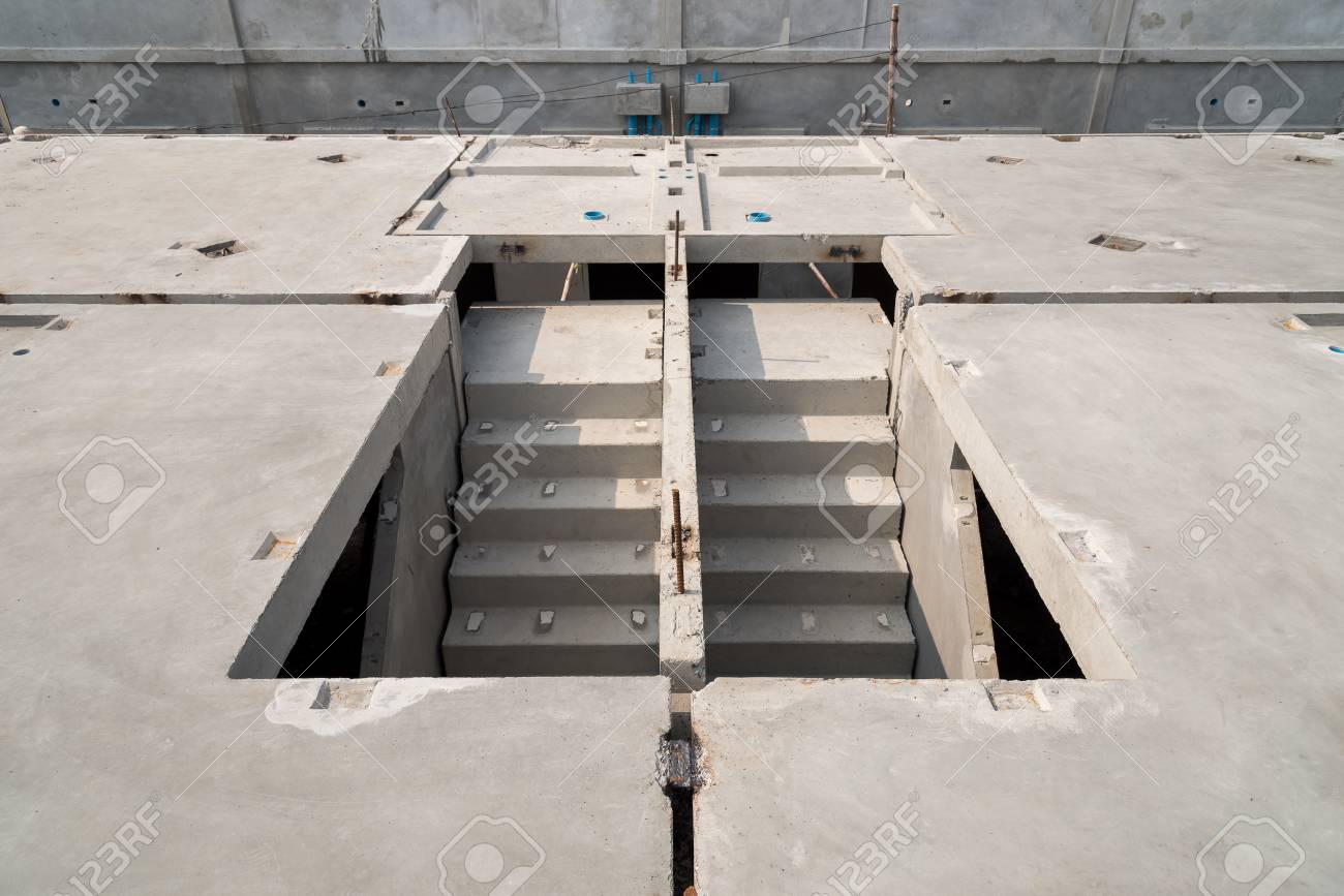 Prefabricated Concrete Floor Slab Panel Have An Staircase On