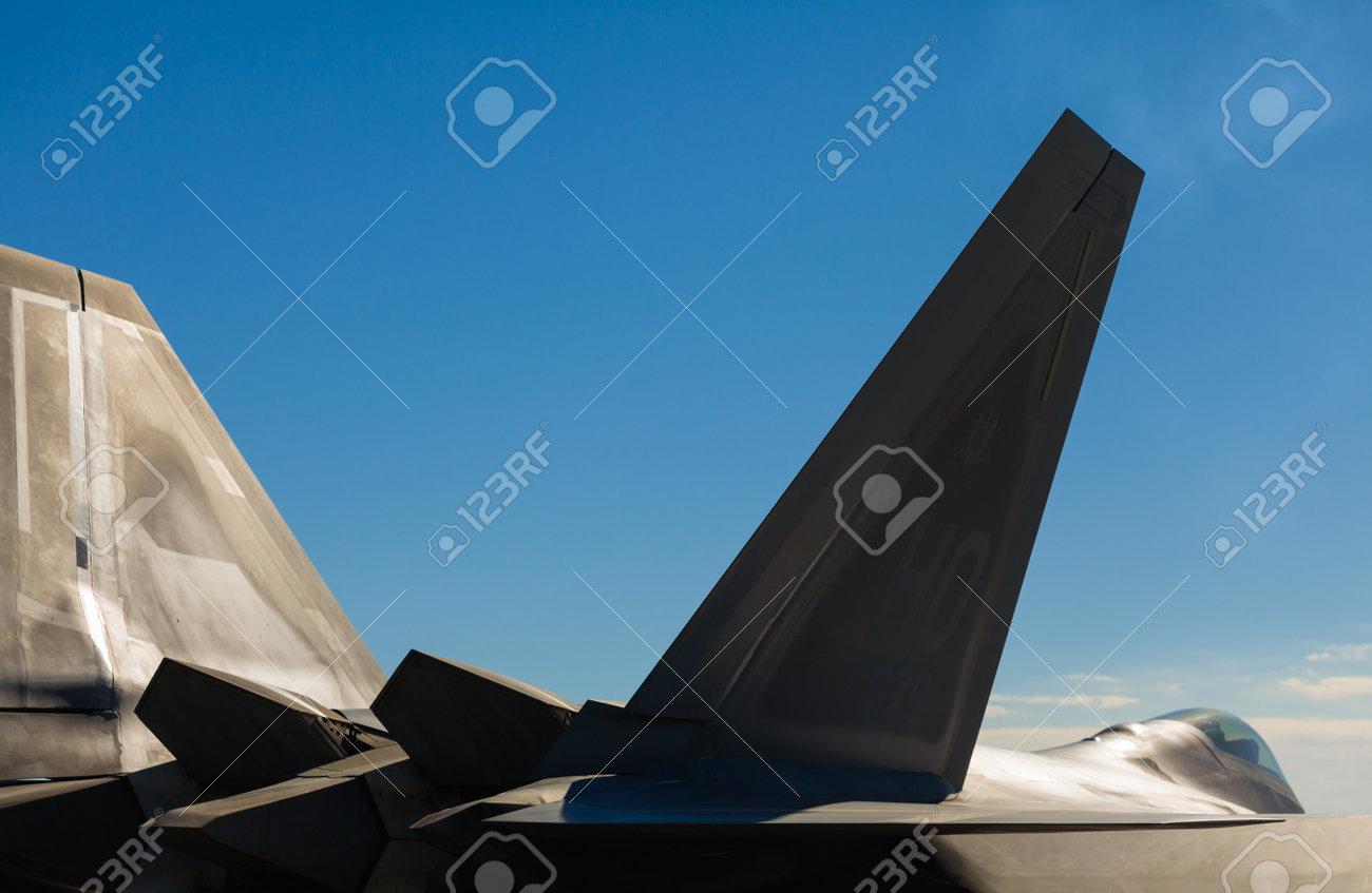 アメリカの F 22 ラプター ステルス戦闘機のクローズ アップ表示 の写真素材 画像素材 Image