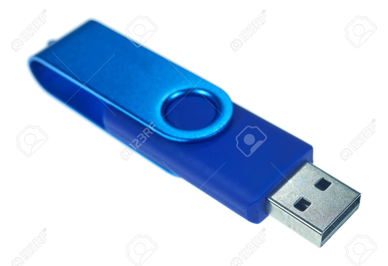 메모리가 매우 큰 USB 스틱입니다. 로열티 무료 사진, 그림, 이미지 그리고 스톡포토그래피. Image 130813540