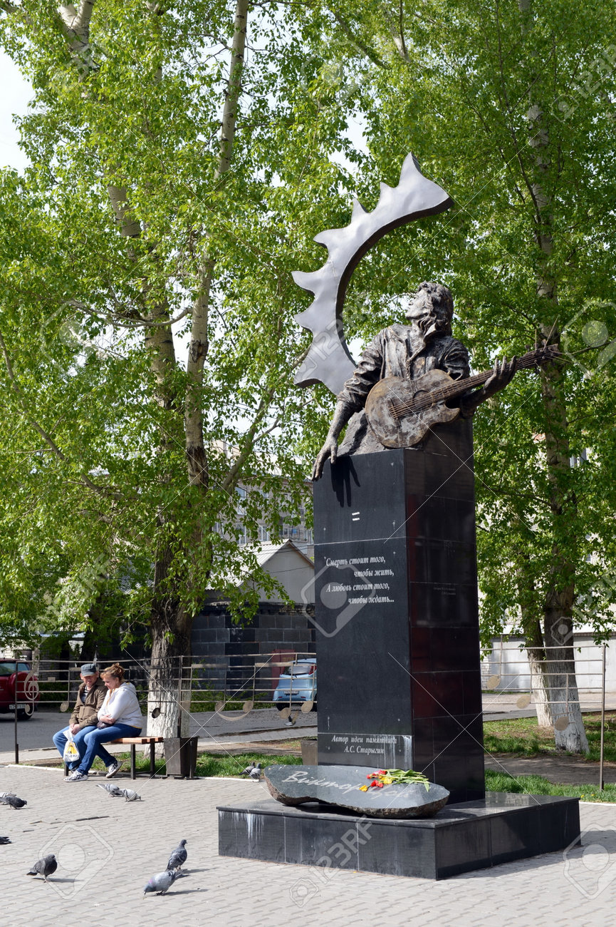 Monument to Viktor Tsoi will go to the Novgorod region 09/29/2015 45 Monument to Viktor Tsoi will go to the Novgorod region 09/29/2015 78