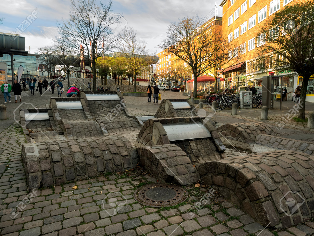 ドイツのシュレースヴィヒ ホルシュタイン州キール市中心市街地 の写真素材 画像素材 Image ドイツのシュレースヴィヒ ホルシュタイン州キール市中心市街地 の写真素材 画像素材 Image
