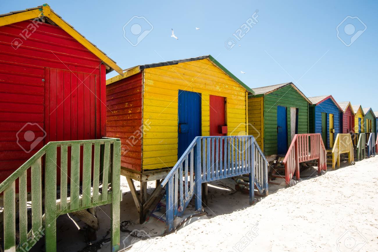 Bunte Strandhutten Am Muizenberg In Der Nahe Von Kapstadt