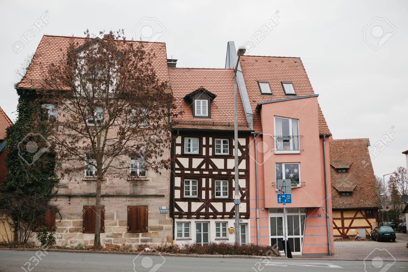 ババリアのドイツ スタイルの伝統的な家は ドイツの住宅の建築 の写真素材 画像素材 Image