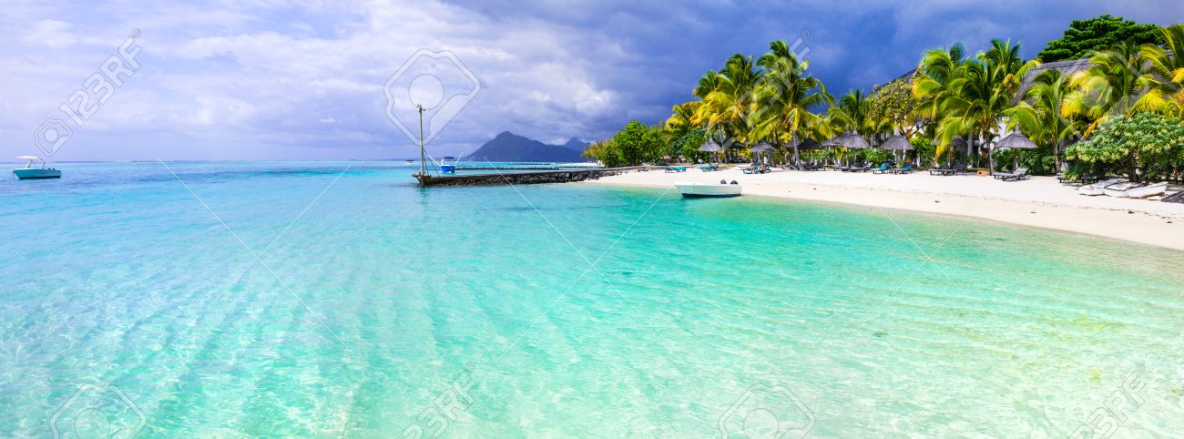 Amazing white beaches of Mauritius island.Tropical vacation. - 68053072 Amazing white beaches of Mauritius island.Tropical vacation. - 68053072
