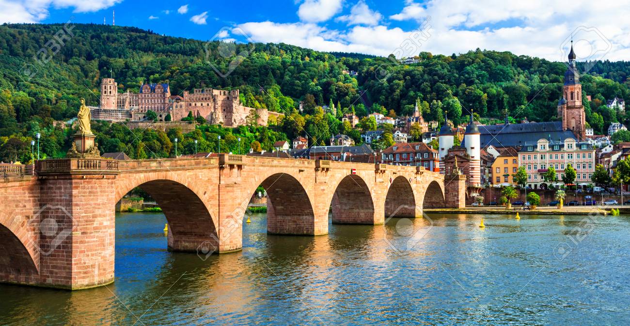 Panoramic view of Heidelberg town,old bridge and houses,Germany. - 78247819 Panoramic view of Heidelberg town,old bridge and houses,Germany. - 78247819