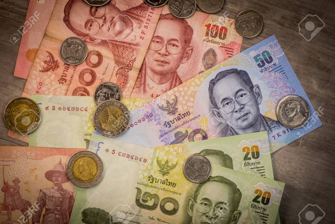 タイのお金の紙幣クローズアップの背景, ビジネスのためのタイのお金, コインの写真素材・画像素材 Image 95005495