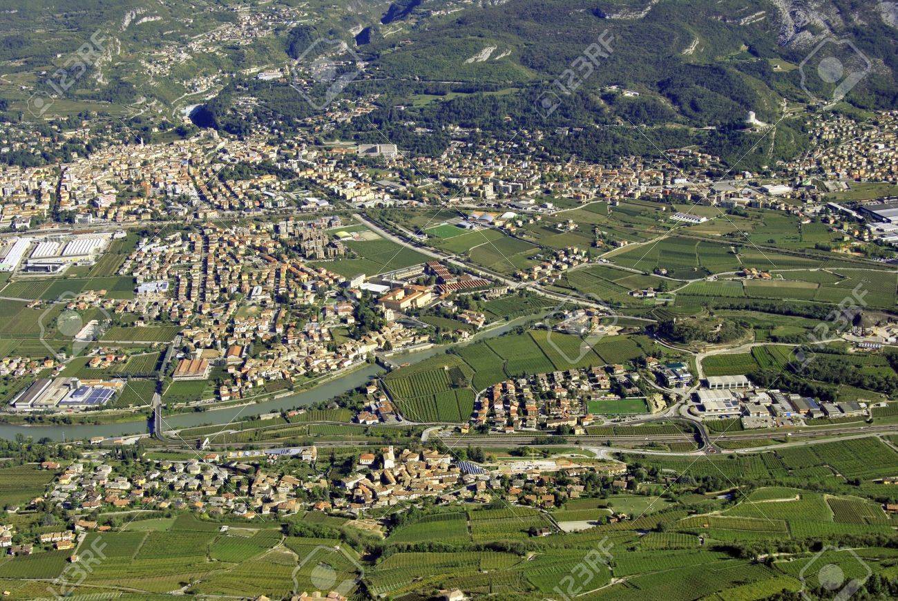 upravo sada, osim što mi je forum otvoren ....  - Page 9 10996024-Aerial-view-of-the-city-of-Rovereto-Italy-Stock-Photo