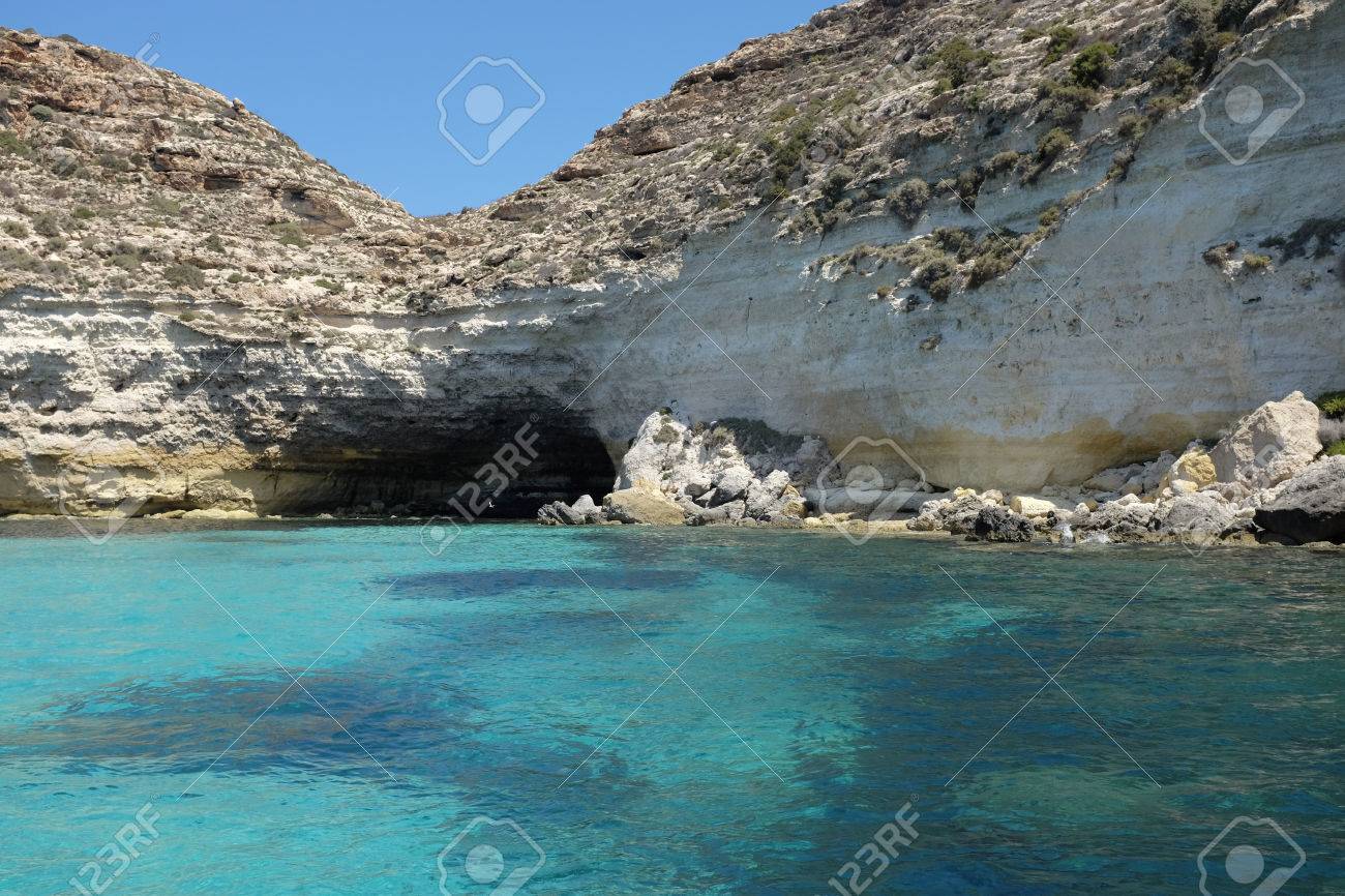 イタリアの島のランペドゥーサ島 の写真素材 画像素材 Image