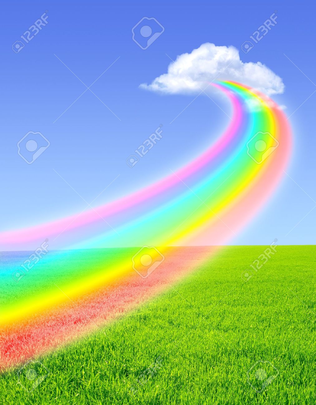 青い空に美しい虹が明るい の写真素材 画像素材 Image