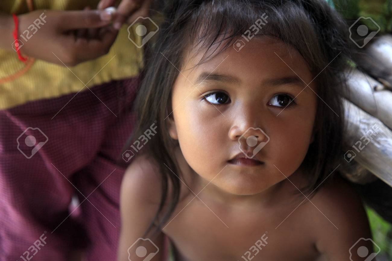 litte siem reap girl