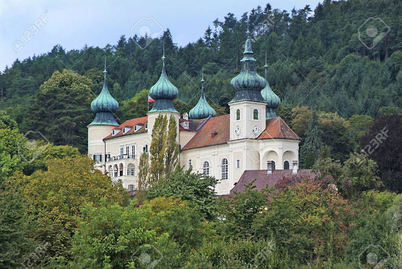 低いオーストリア ハプスブルク君主国の元不動産の城 Artstetten にフランツ フェルディナント大公博物館が含まれています Artstetten オーストリア 10 年 9 月 17 日 の写真素材 画像素材 Image 低いオーストリア ハプスブルク君主国の元不動産の城 Artstetten にフランツ フェルディナント大公博物館が含まれています Artstetten オーストリア 10 年 9 月 17 日 の写真素材 画像素材 Image