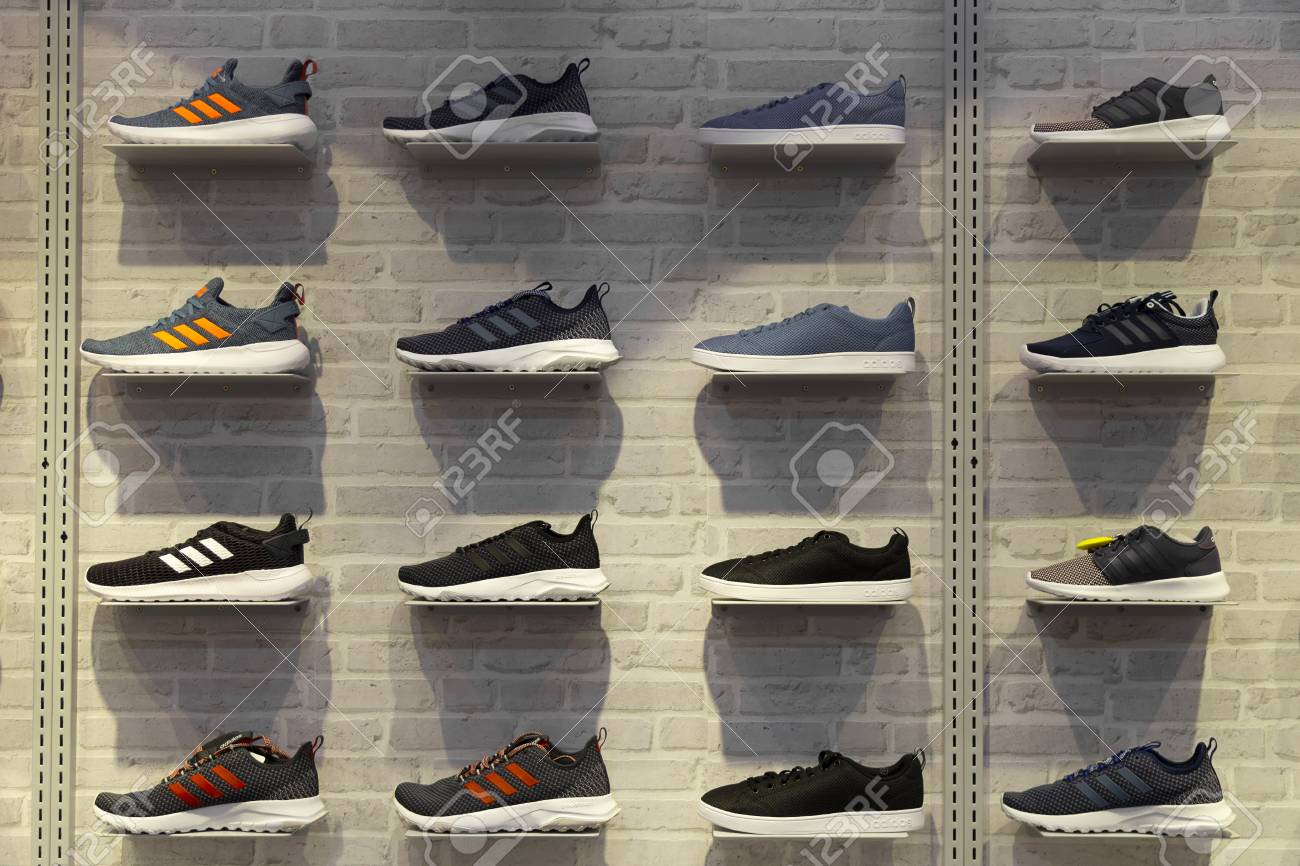 tiendas de zapatillas adidas