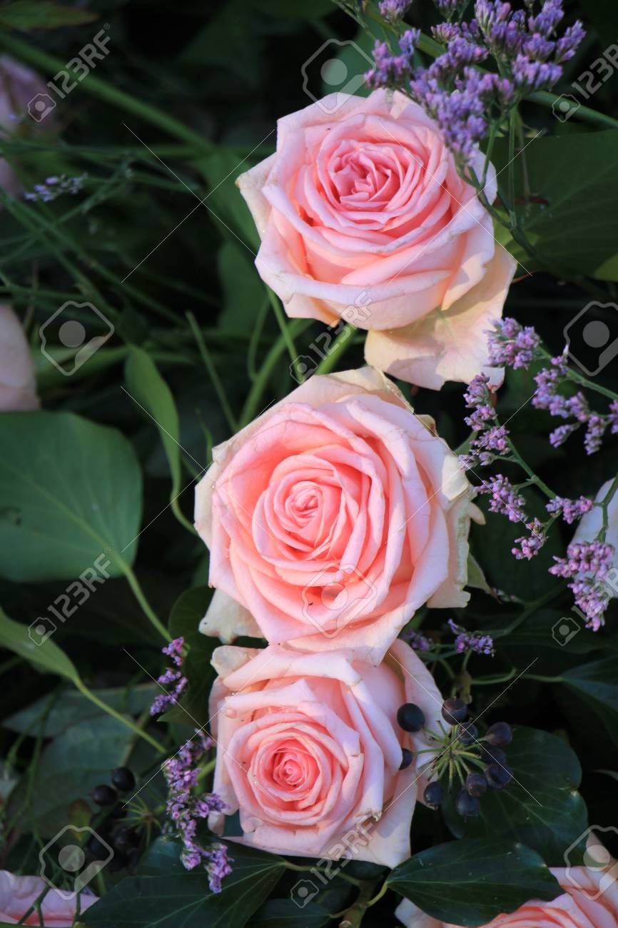 bridal flower arrangement with