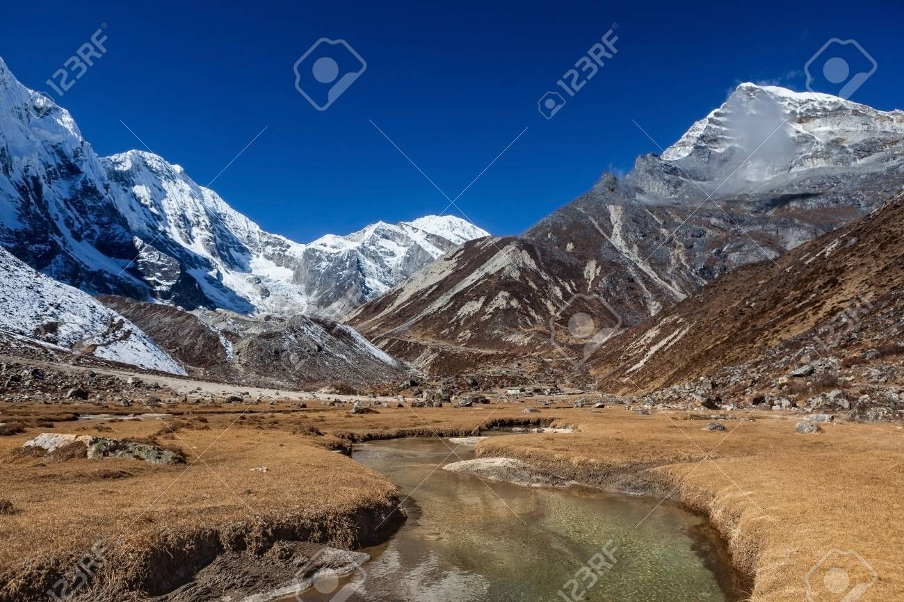 NEPAL HIMALAYA & THE ALPS 写真集 37,452 Nepalese Himalayas Stock