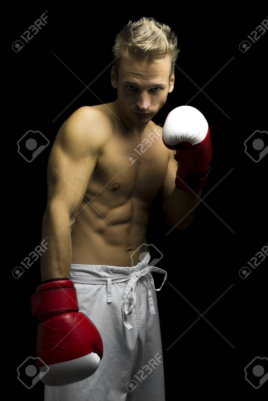 Handsome Junge Boxer Auf Weissem Hintergrund Lizenzfreie Fotos Bilder Und Stock Fotografie Image