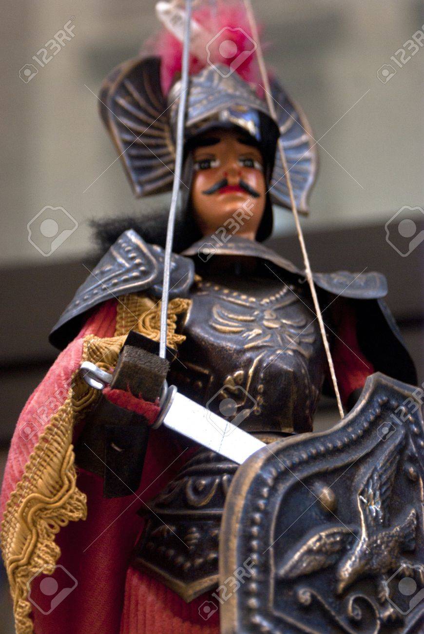 イタリア シチリア島のトラーパニ 販売のためのシチリアの操り人形 の写真素材 画像素材 Image