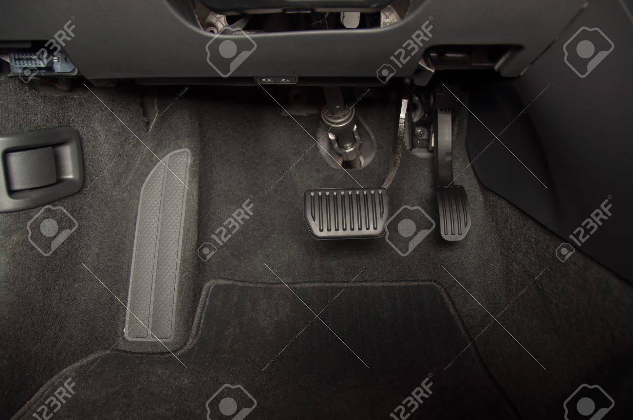 Brake and accelerator pedal of automatic transmission car - 49900145 Brake and accelerator pedal of automatic transmission car - 49900145