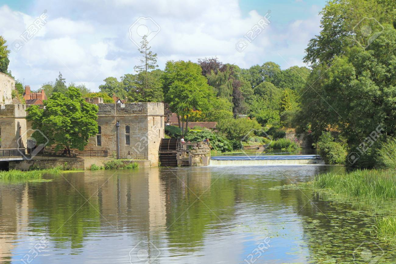Warwick Castle (@warwickcastleofficial) · Warwick, image size:1300x866