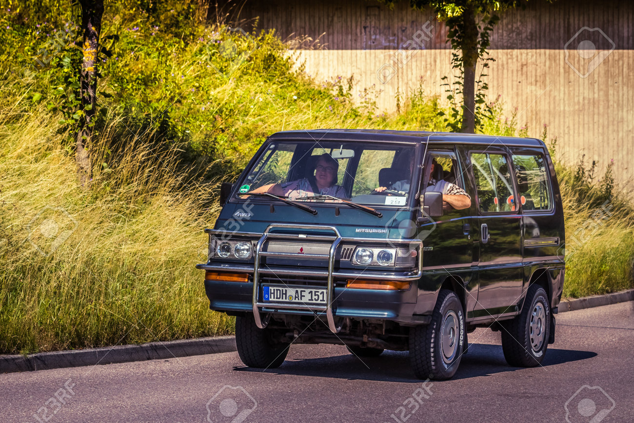 mitsubishi express 4wd