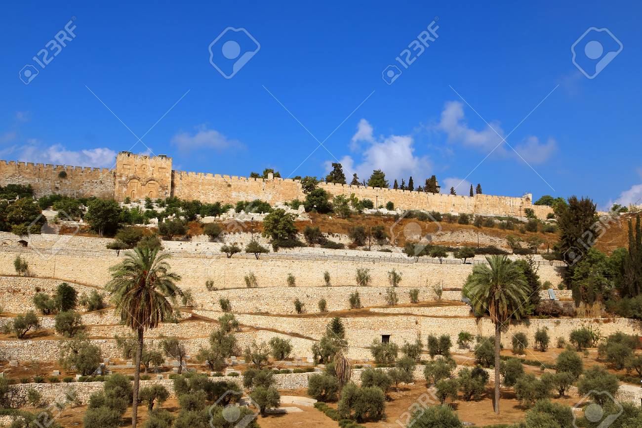 エルサレム旧市街の神殿山の東側にある黄金の門または慈悲の門 の写真素材 画像素材 Image